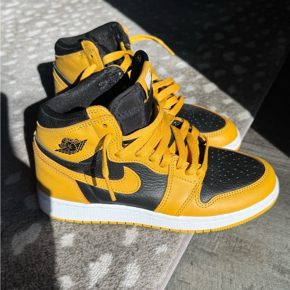 yellow and black jordans 2021